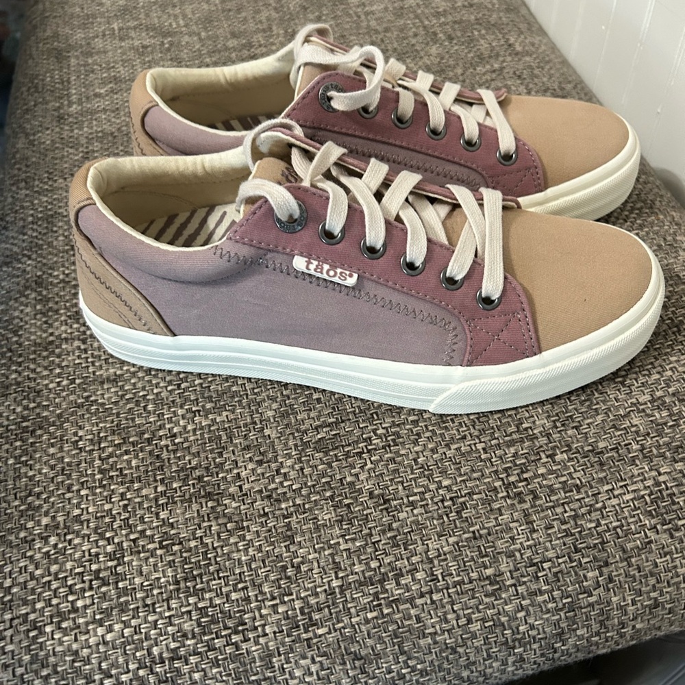 Taos Footwear Pink and Tan Sneakers